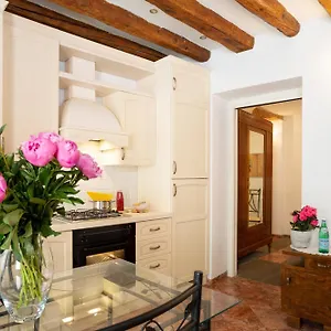 La Castellana Apartment Bergamo
