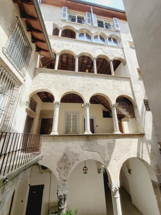 Mille E Una Notte Bergamo Guest house